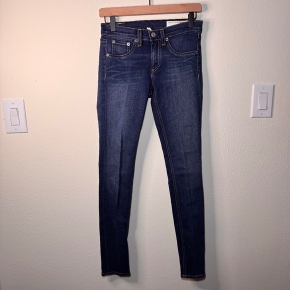 Rag & Bone Skinny Jeans Womens Size 26 Dark Wash Blue Stretch Denim - Picture 1 of 5